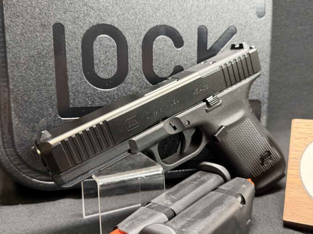 Glock 21 Gen5 MOS .45 ACP Optic Ready Pistol Purple Label - 3 Mags & Case-img-2