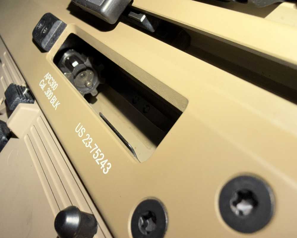 B&T APC300 GEN 2 PRO Coyote Tan Pisto-img-9