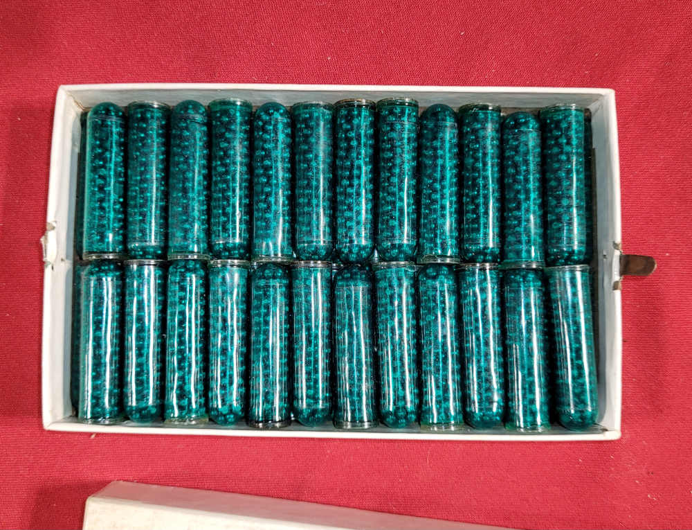 50 Thompson Center Hot Shot capsules 44 Caliber 7 1/2 shot -img-2