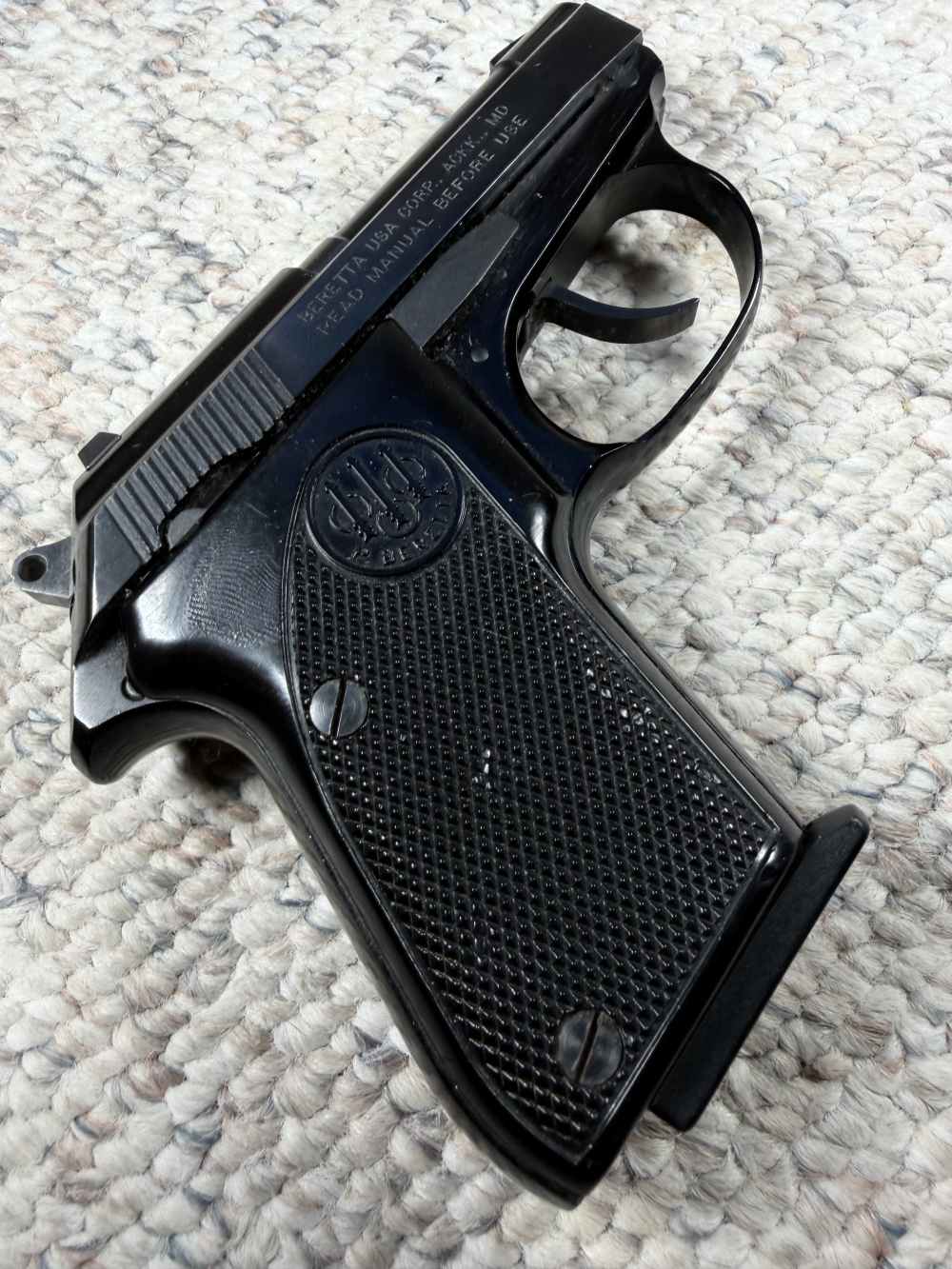 Beretta Tomcat .32 ACP Pistol (2) magazine, factory case, Manual -img-4