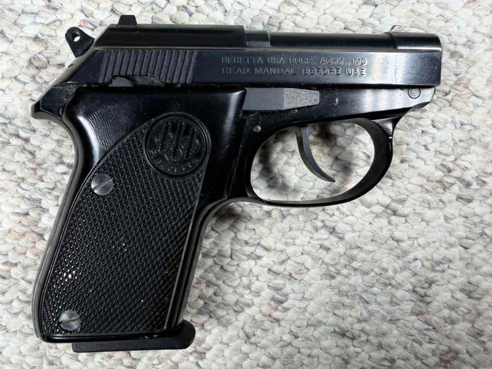 Beretta Tomcat .32 ACP Pistol (2) magazine, factory case, Manual -img-1