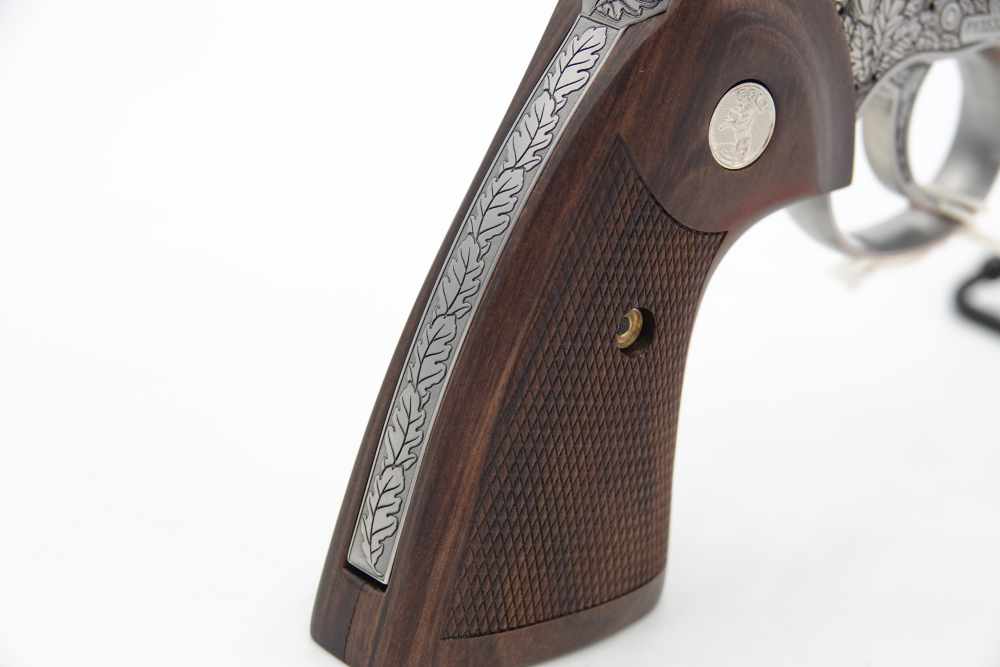 New! Oak Forest Collectible Stunning Custom Engraved Colt Python 8" 357 MAG-img-11