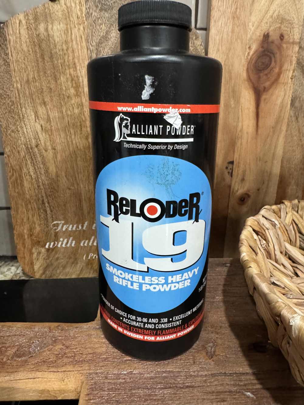 Alliant heavy rifle powder 19 reloder #19 powder 1lb RL no.19 Reloader-img-0