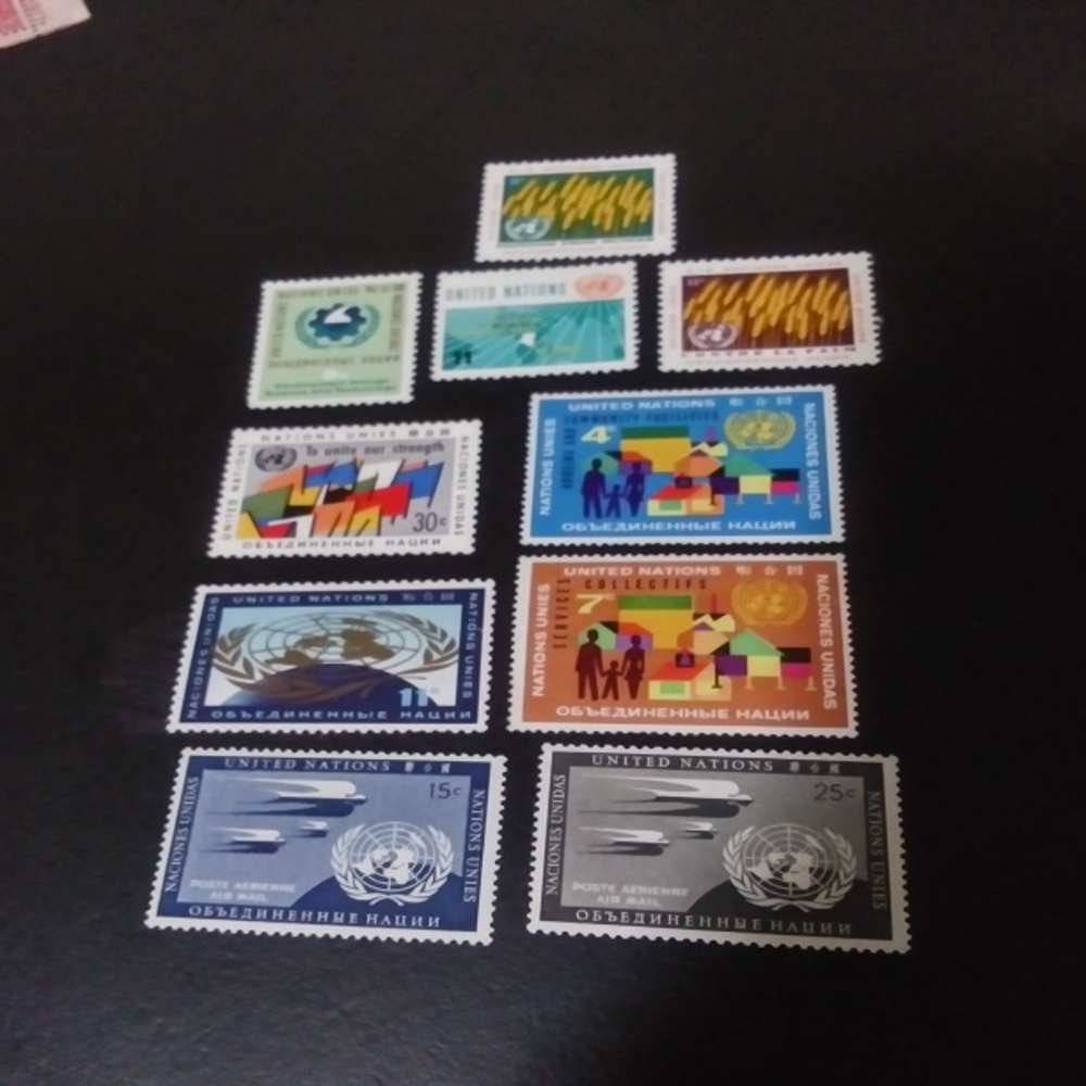US Postage Stamps-img-1