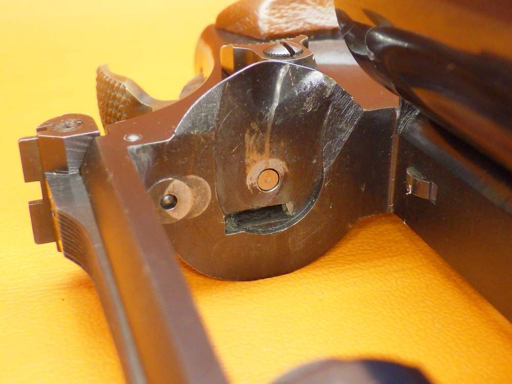 S&W 17-4 "K-22 Masterpiece" .22 LR 6" Bbl Checkered Walnut Target Grip 1981-img-30