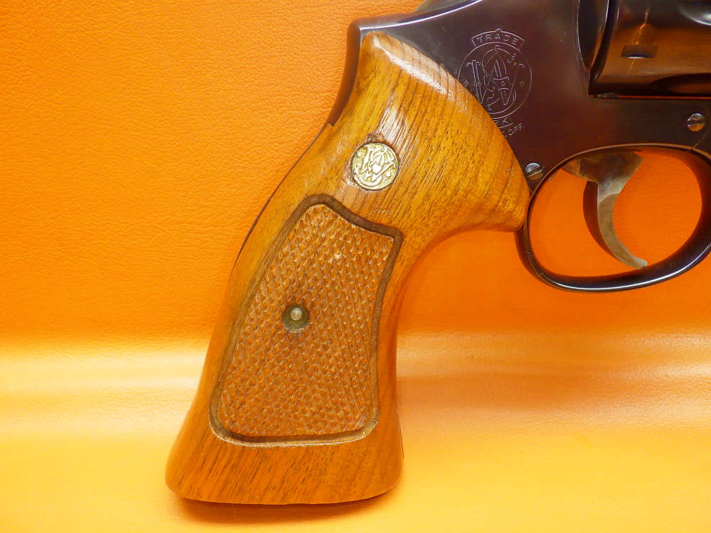 S&W 17-4 "K-22 Masterpiece" .22 LR 6" Bbl Checkered Walnut Target Grip 1981-img-3