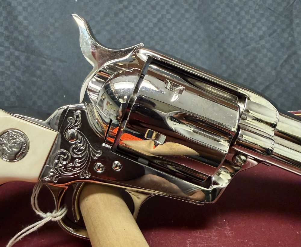 RARE COLT CUSTOM SHOP SINGLE ACTION ARMY 45 COLT "ENGRAVED NICKLE"-img-4