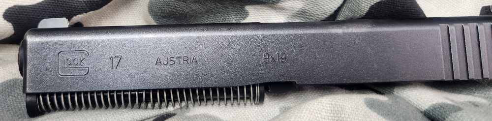 Glock 17 9MM gen 3 complete slide Used 535 Discontinued-img-3