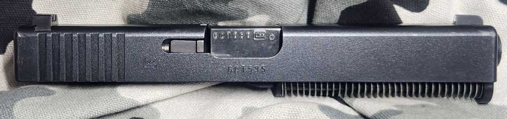 Glock 17 9MM gen 3 complete slide Used 535 Discontinued-img-6