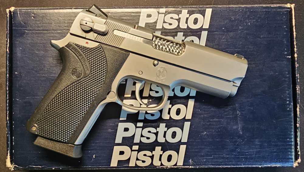 S&W 4516-1 Smith & Wesson, 45acp, Third-Generation MINT!-img-0