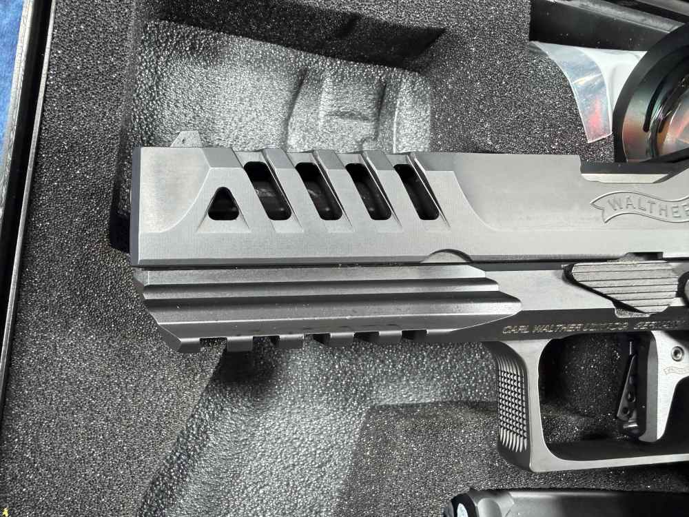 Walther PDP Steel Frame with Optic-img-12