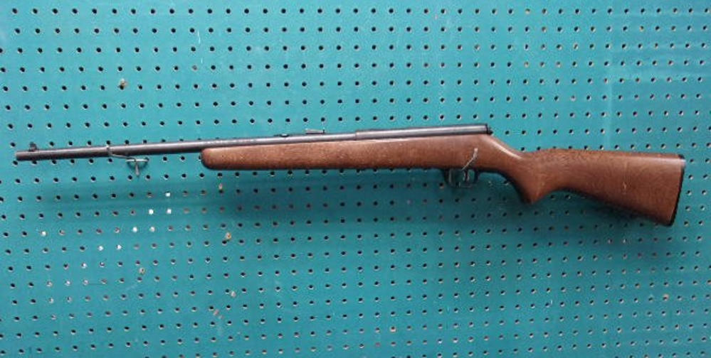 Savage Mark I Y Bolt Action Rifle .22 S,L,LR Single Shot 19in +Accutrigger-img-11