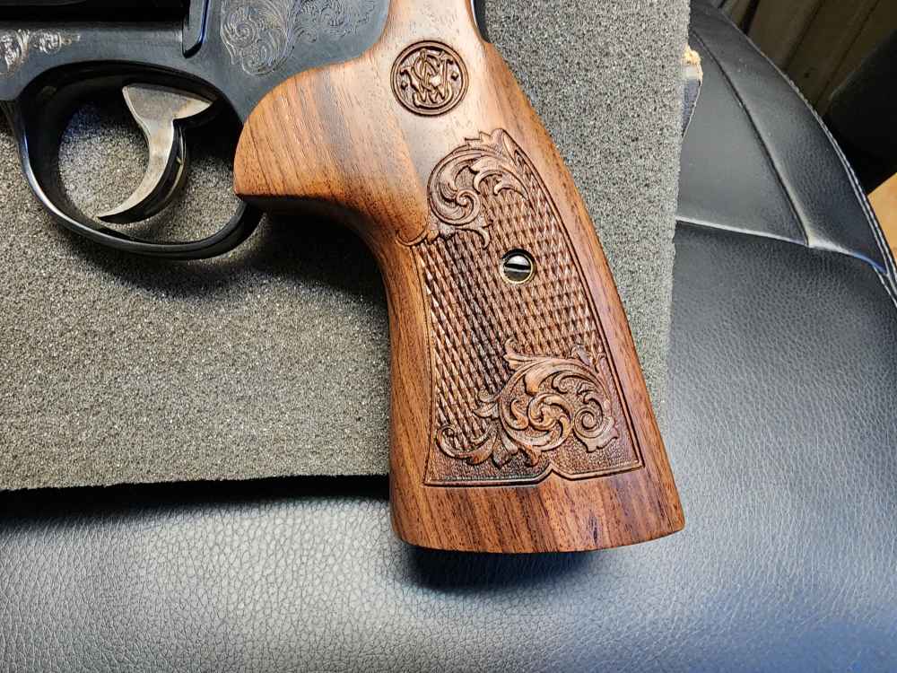 PICS! NEW SMITH & WESSON 29 ENGRAVED CLASSIC .44 MAG 4" SPECIAL S&W M29 NIB-img-10