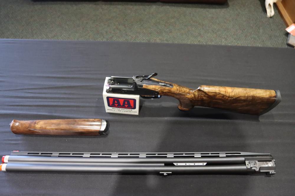 BLASER F3 BARON TUXEDO RH GRADE 111 12 GA VANTAGE 30" BBLS NEW 2021 MODEL-img-12