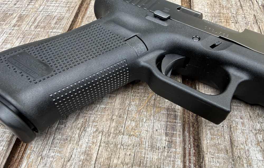 FACTORY NEW discontinued Glock 17 Gen5 9mm 1¢ No Reserve G17 Gen 5-img-13