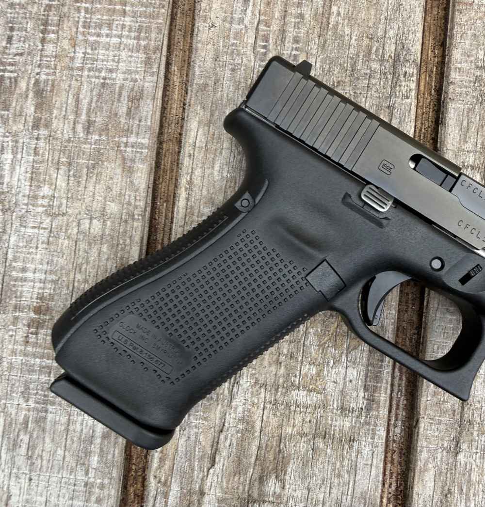 FACTORY NEW discontinued Glock 17 Gen5 9mm 1¢ No Reserve G17 Gen 5-img-14