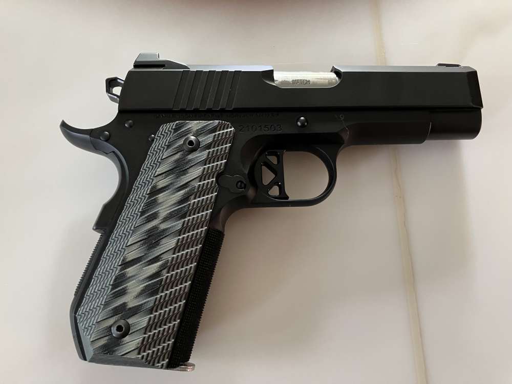 Dan Wesson ECP 9mm 4 Mags-img-1