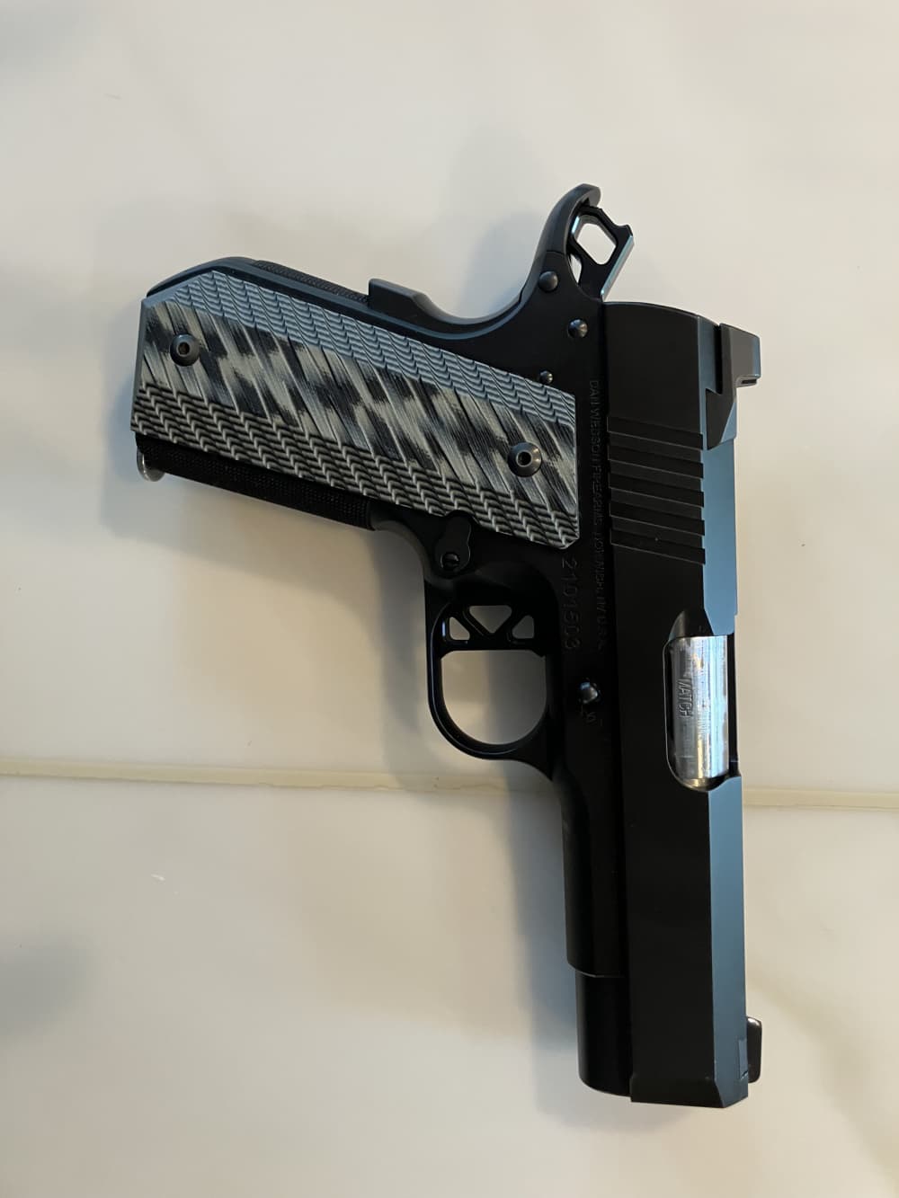 Dan Wesson ECP 9mm 4 Mags-img-15