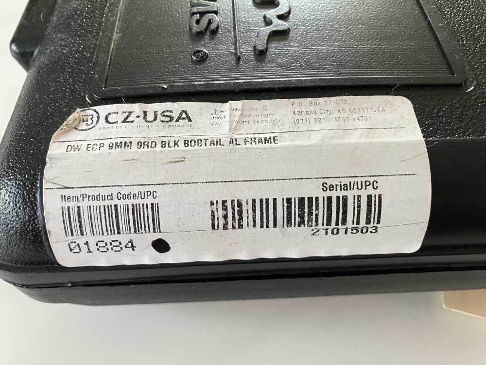 Dan Wesson ECP 9mm 4 Mags-img-19
