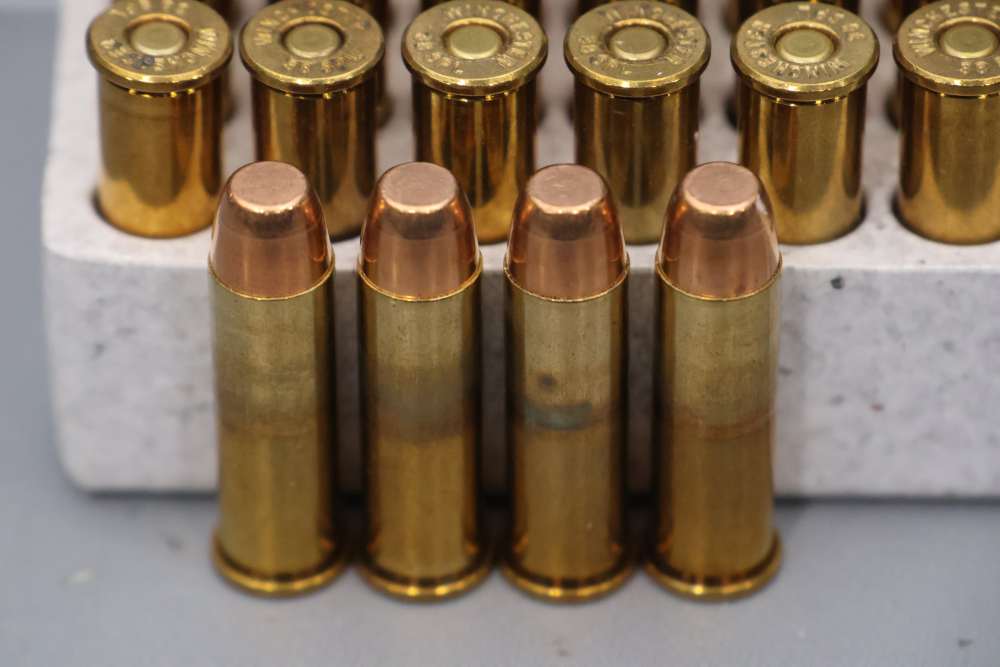 Mixed Lot O' 200rds of .38SPL FMJ & HP Ammo - Win., Federal & PMC -img-19