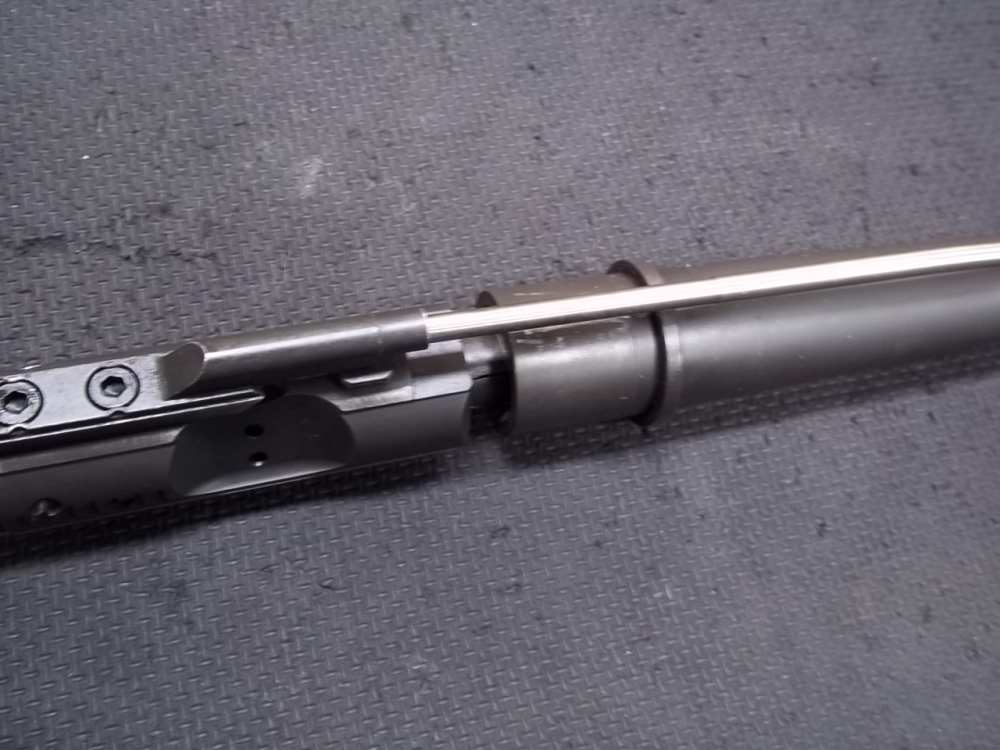 CRITERION BARREL W/ BOLT CARRIER 5.56 .223 WYLDE 16 LIKE NEW NICE 1IN 8 -img-2