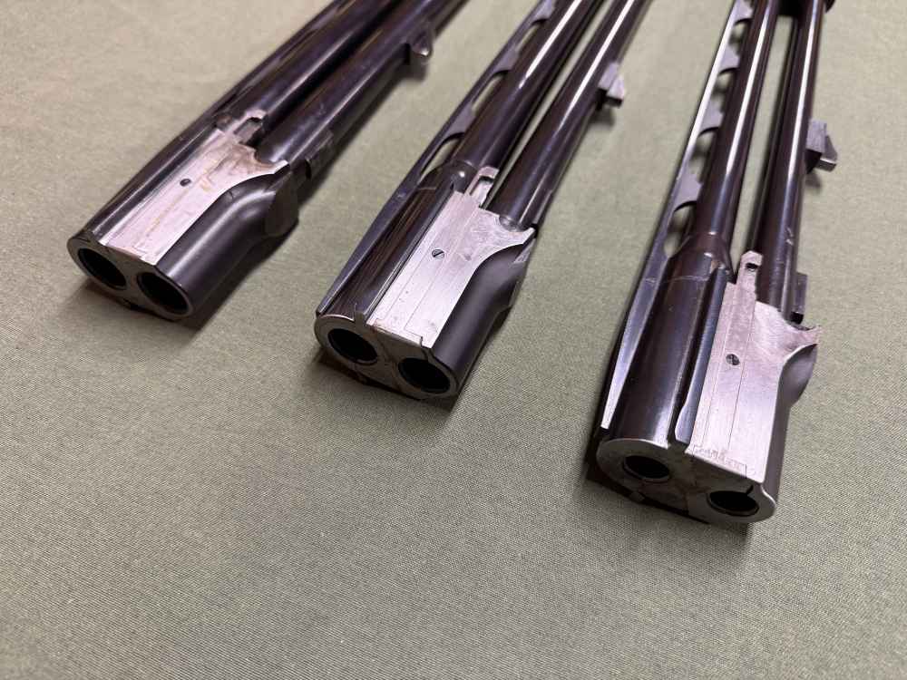 Used Krieghoff K-32: 3 Barrel Set. 28" in 20, 28, 410 w/ Skeet Chokes-img-2