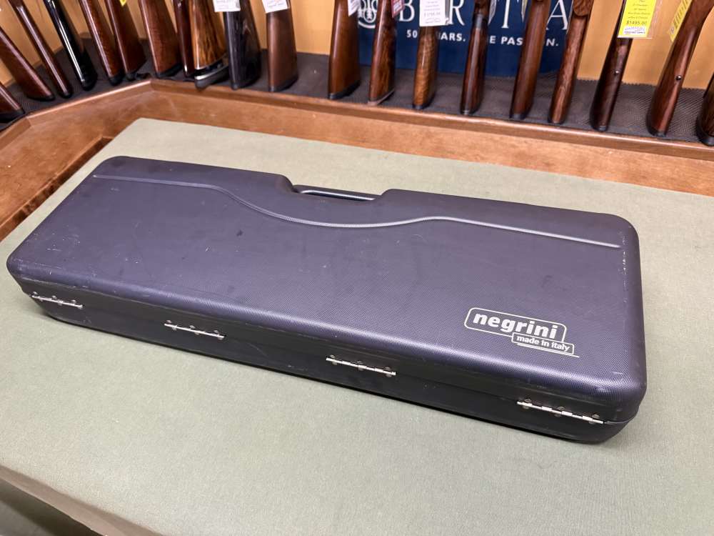 Used Krieghoff K-32: 3 Barrel Set. 28" in 20, 28, 410 w/ Skeet Chokes-img-8