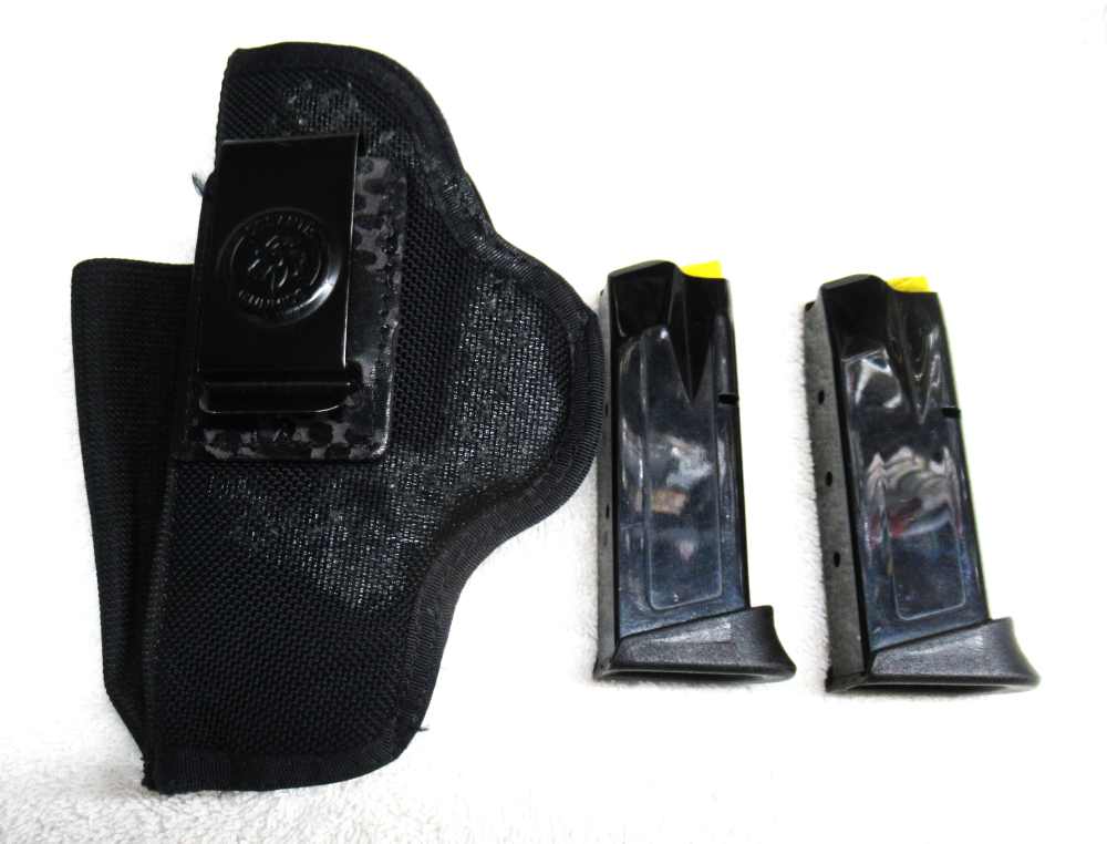 Taurus PT111 PRO Millennium , 9 MM, 3 In, 3 Magazines, Holster, Like New. -img-5