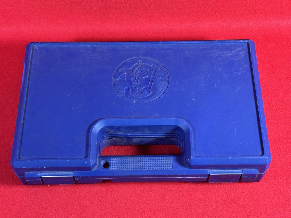 Special Order LE Smith & Wesson Mod 4006 40 S&W 4" Pistol + (2) 11 Rnd Mags-img-17