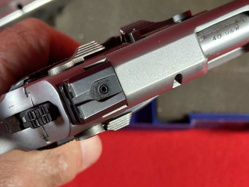 Special Order LE Smith & Wesson Mod 4006 40 S&W 4" Pistol + (2) 11 Rnd Mags-img-7