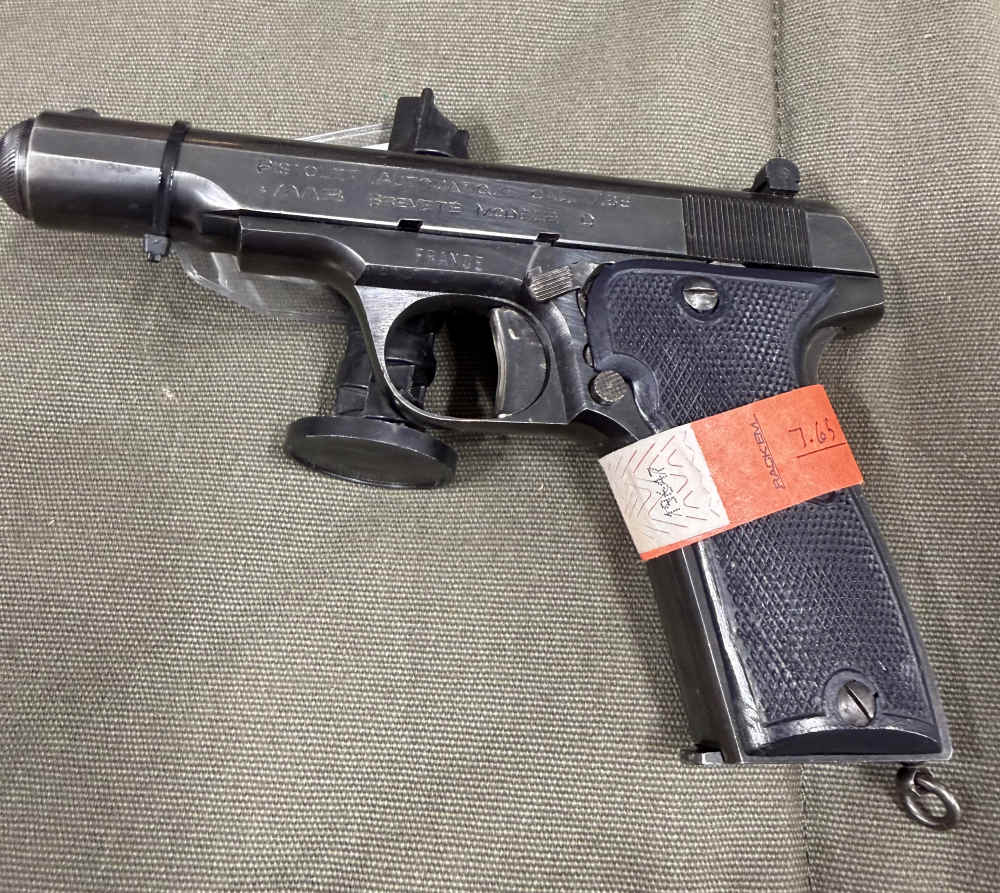 MAB (Manufacture d'armes de Bayonne) Model D pistol-img-1
