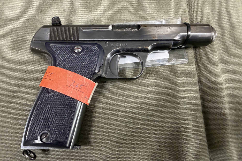 MAB (Manufacture d'armes de Bayonne) Model D pistol-img-0