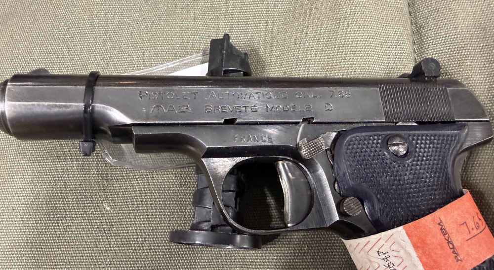MAB (Manufacture d'armes de Bayonne) Model D pistol-img-3