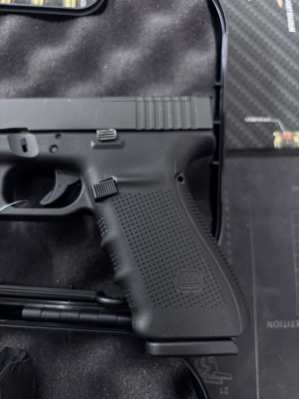 Glock 40 Gen 4 10mm MOS 6” w/box 3 magazines -img-24