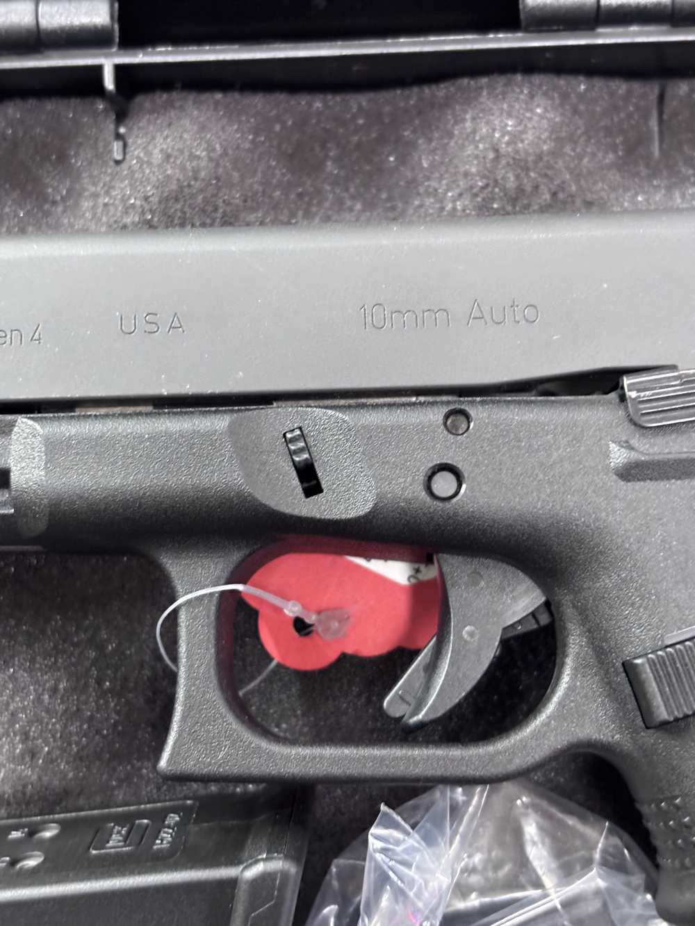 Glock 40 Gen 4 10mm MOS 6” w/box 3 magazines -img-37