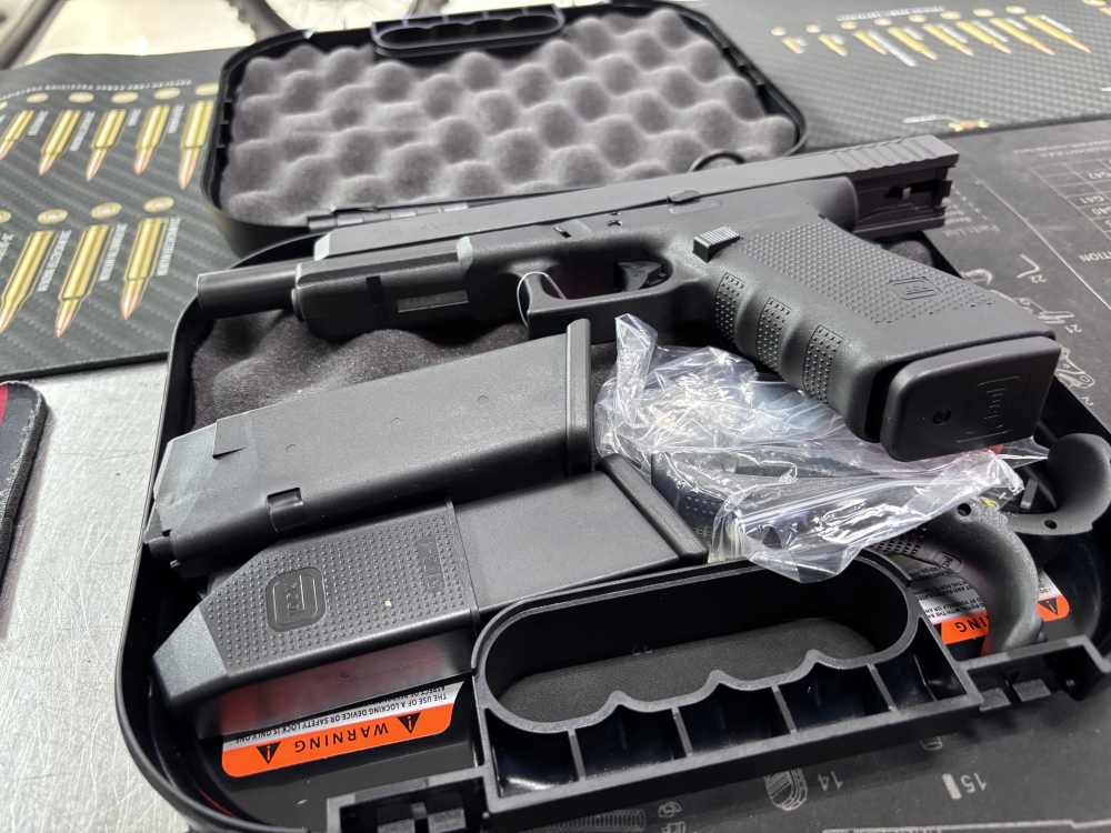 Glock 40 Gen 4 10mm MOS 6” w/box 3 magazines -img-38