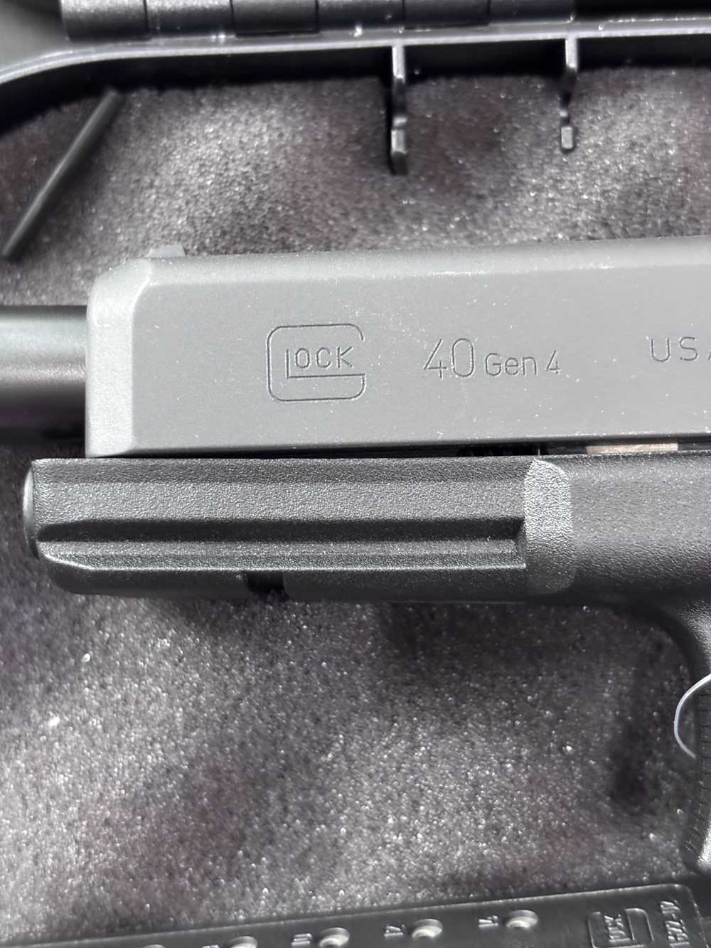 Glock 40 Gen 4 10mm MOS 6” w/box 3 magazines -img-39