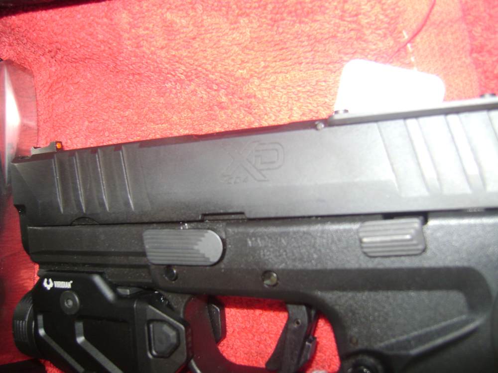 SPRINGFIELD MOD 4 -9MM -2-16rd MAGAZINES VIRIDIAN LIGHT W/CHARGER-img-4