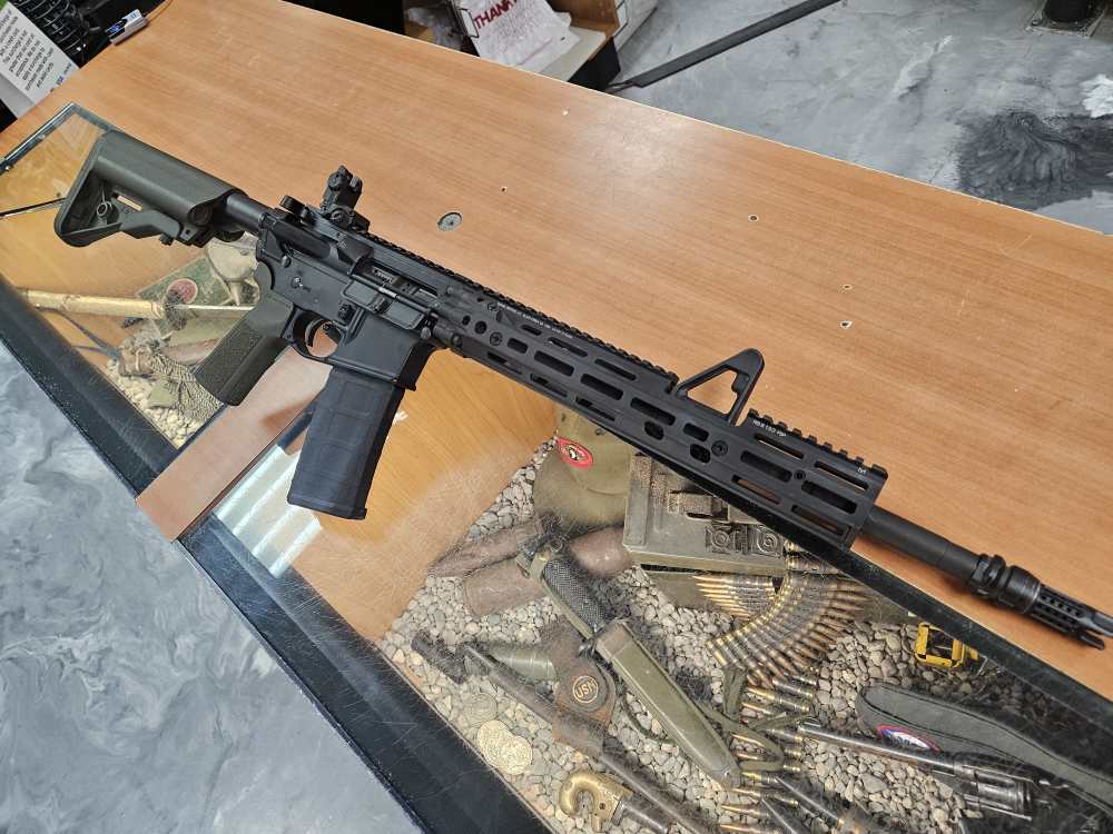 DANIEL DEFENSE M4 CARBINE RIS III 13.0 FSP AR-15 -img-0