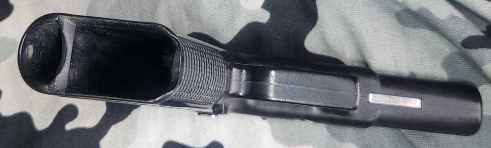 Glock 17 Gen 2 9MM Complete Frame Used 596DC 1-17Rnd mag inc. Hard To Find-img-9