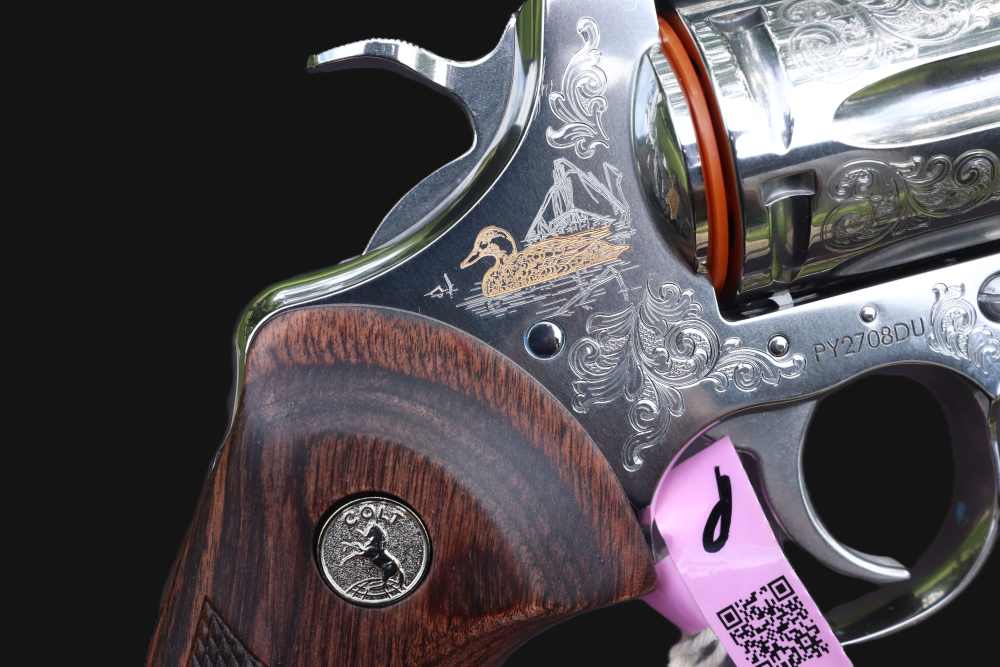 Colt Python Stainless Engraved DU .357 Magnum 6" - As New in Box-img-12