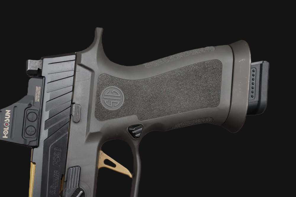 SIG Sauer Custom Works Spectre Comp w/ HoloSun & 3/Mags-img-5