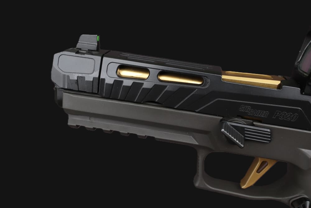 SIG Sauer Custom Works Spectre Comp w/ HoloSun & 3/Mags-img-4