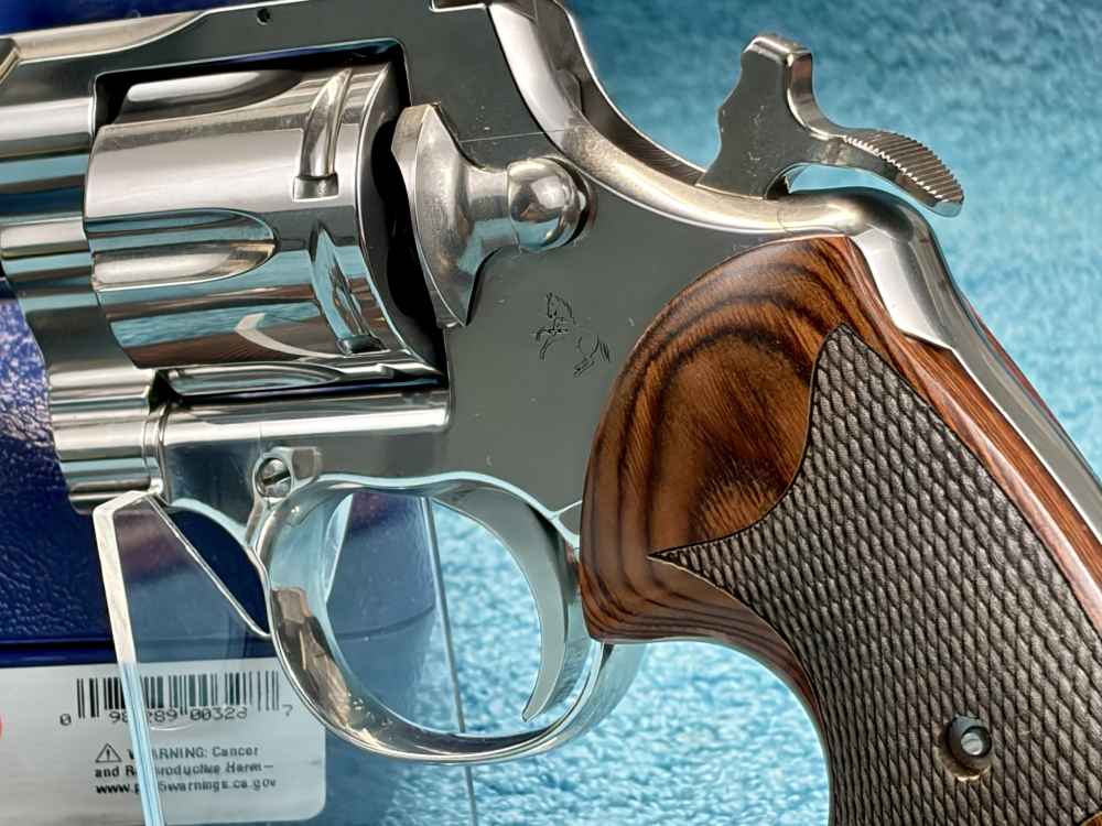 MAGNIFICENT COLT PYTHON high polish 4.25” barrel-img-5