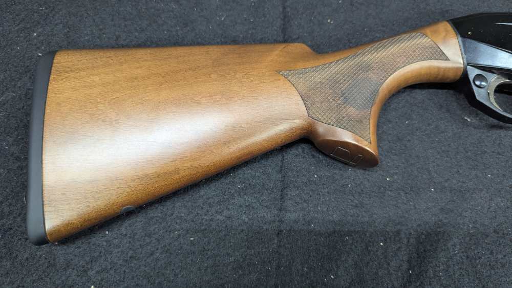 Benelli Montefeltro 20GA 24inch Semi Auto 10886 NIB-img-3