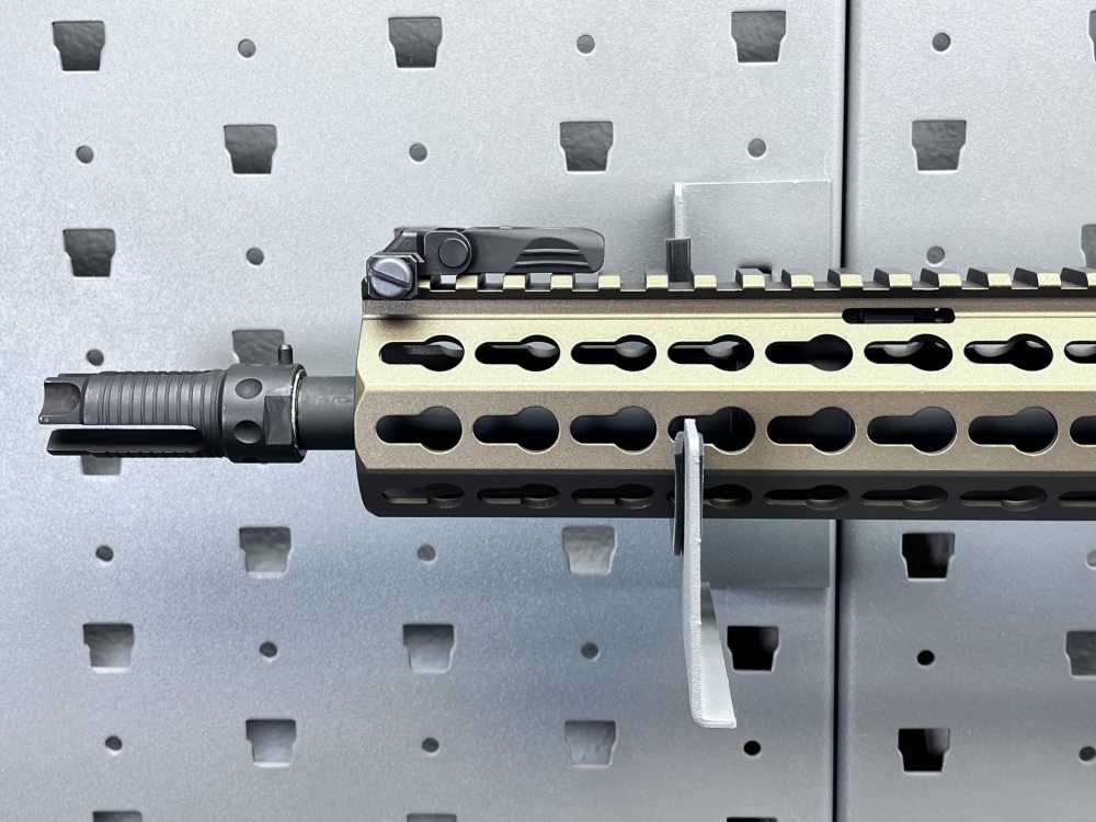 RARE KNIGHTS ARMAMENT SR-15 MOD2 BURNT BRONZE .223REM/556NATO, NO CC FEES -img-9