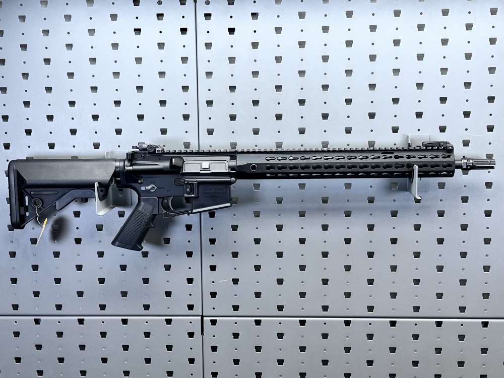 SCARCE KNIGHTS ARMAMENT SR-15 MOD 2 RIFLE 5.56mm 16 INCH BARREL NO CC FEES -img-10