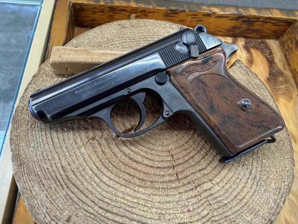 Walther ppk with 2 mags and Holster -img-2