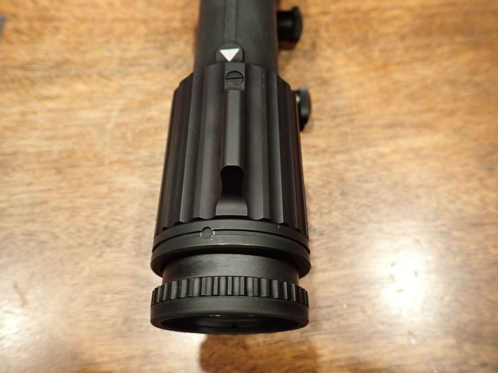 Trijicon VCOG 1-8x28 Red MOA Crosshair Reticle New-img-6