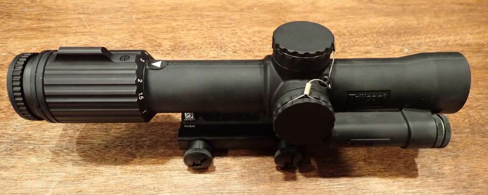 Trijicon VCOG 1-8x28 Red MOA Crosshair Reticle New-img-2